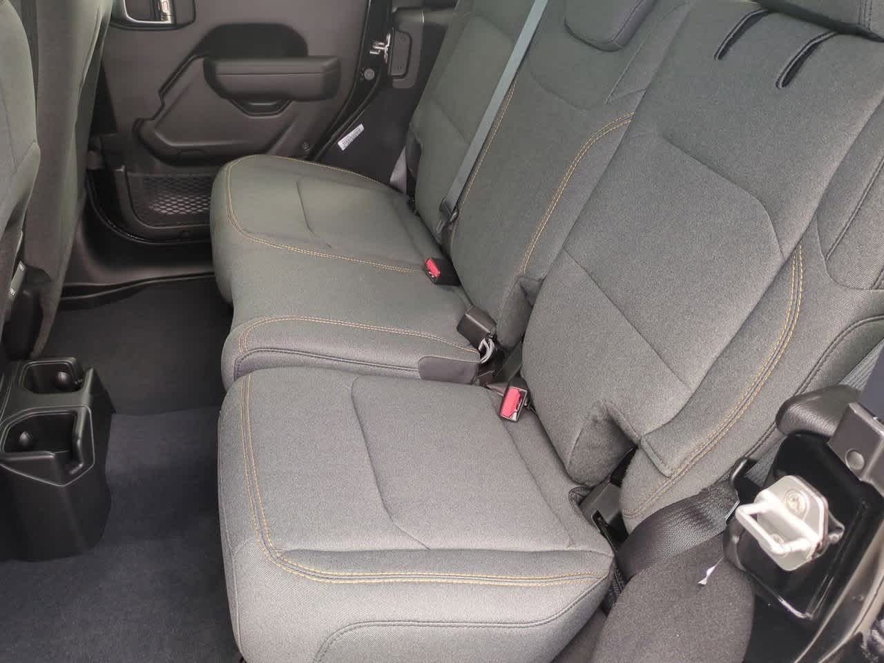 Thumbnail: 2025 Jeep Wrangler - 20