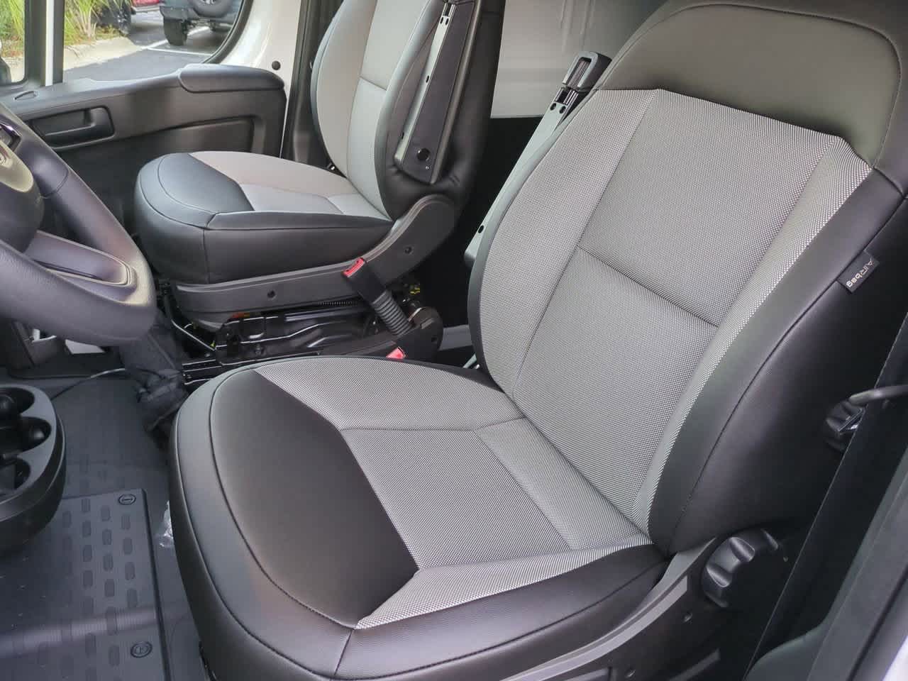 Thumbnail: 2026 RAM ProMaster - 16