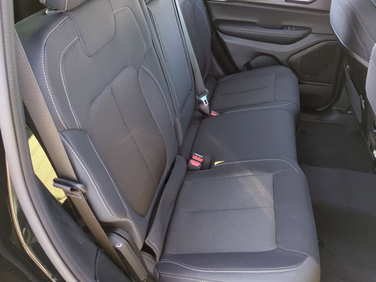 Thumbnail: 2025 Jeep Grand Cherokee - 21