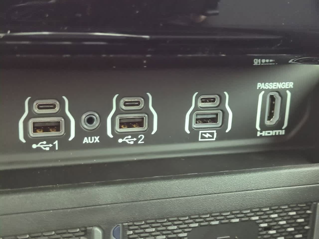 Thumbnail: 2026 RAM 1500 - 32