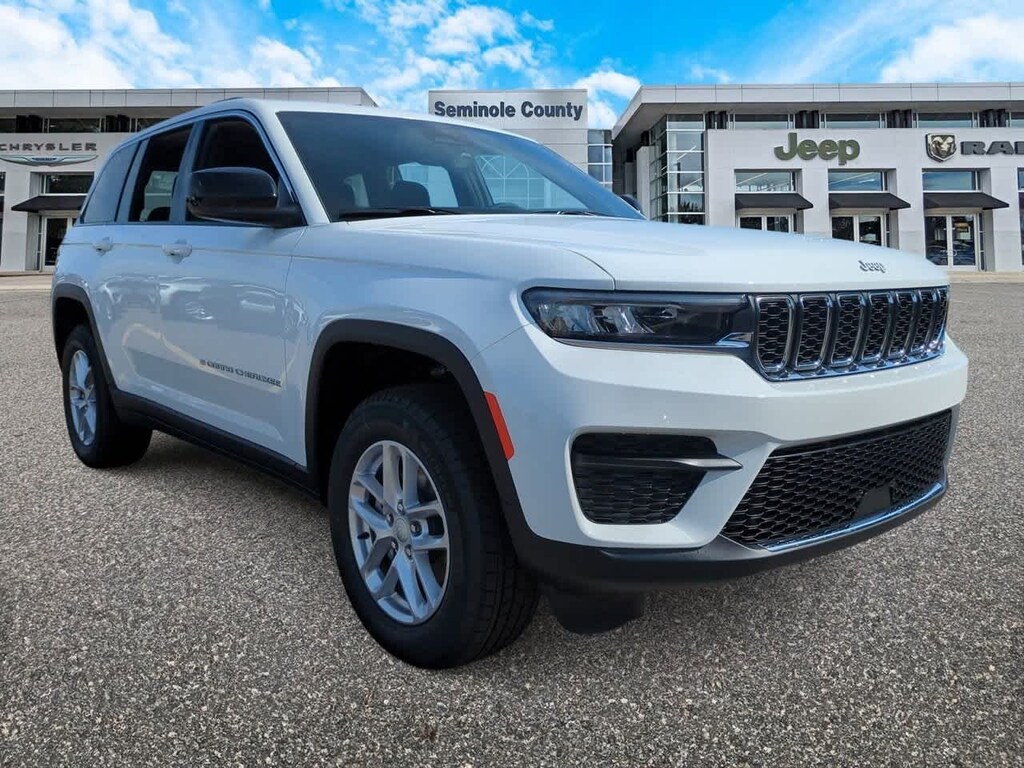 New 2025 Jeep Grand Cherokee Laredo X SUV
