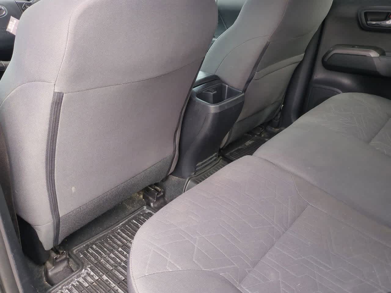 Thumbnail: 2017 Toyota Tacoma - 18