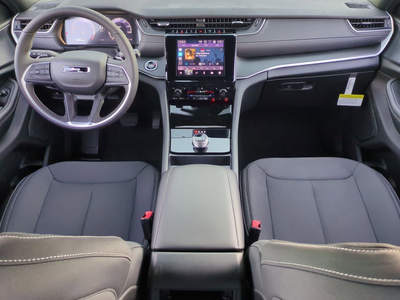 Thumbnail: 2025 Jeep Grand Cherokee - 16