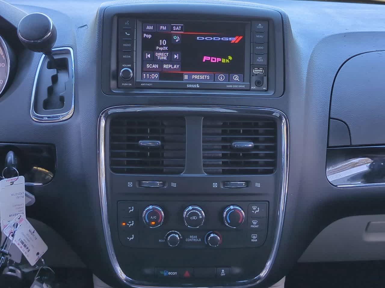 Thumbnail: 2020 Dodge Grand Caravan - 28