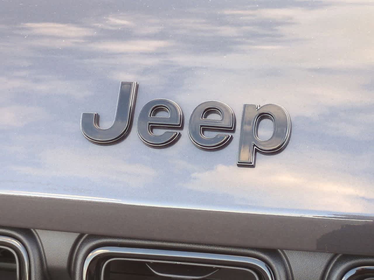 Thumbnail: 2025 Jeep Grand Cherokee L - 12