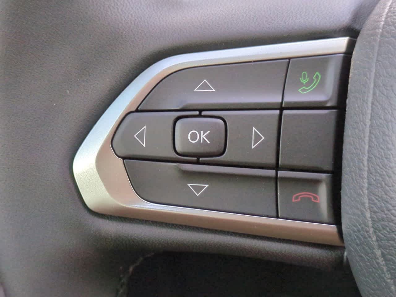 2025 Jeep Compass Latitude 22