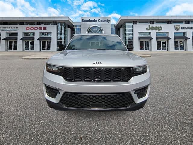 Thumbnail: 2025 Jeep Grand Cherokee - 3