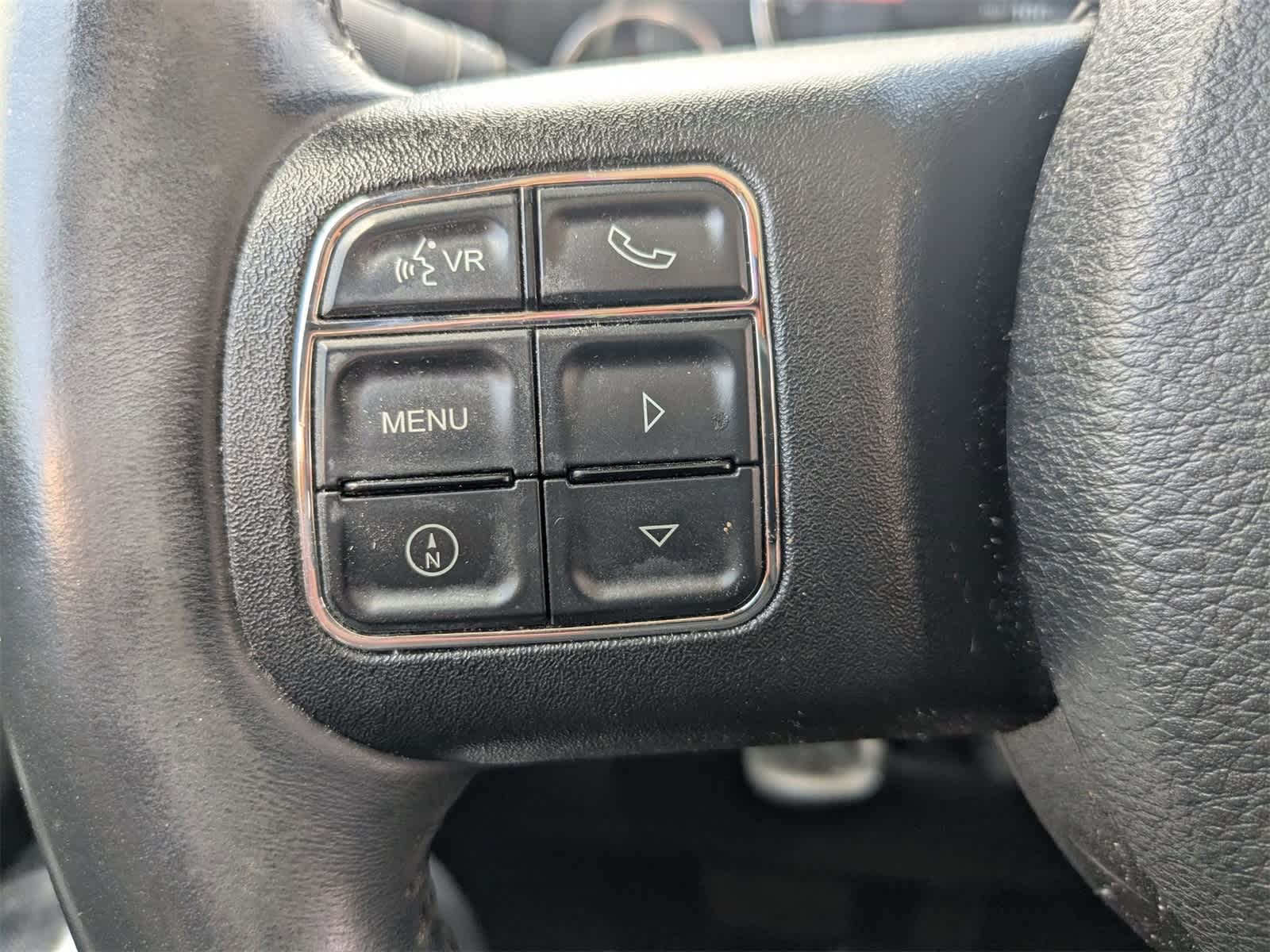 Thumbnail: 2014 Jeep Wrangler - 6