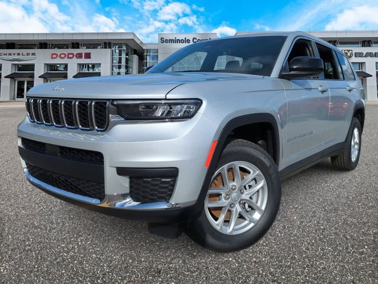 Thumbnail: 2025 Jeep Grand Cherokee L - 1