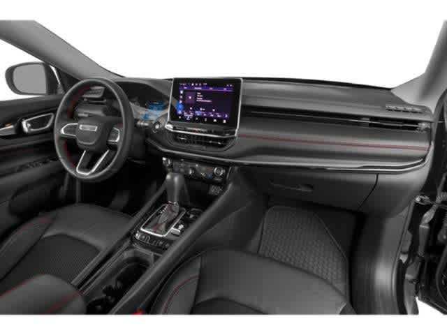 Thumbnail: 2022 Jeep Compass - 15