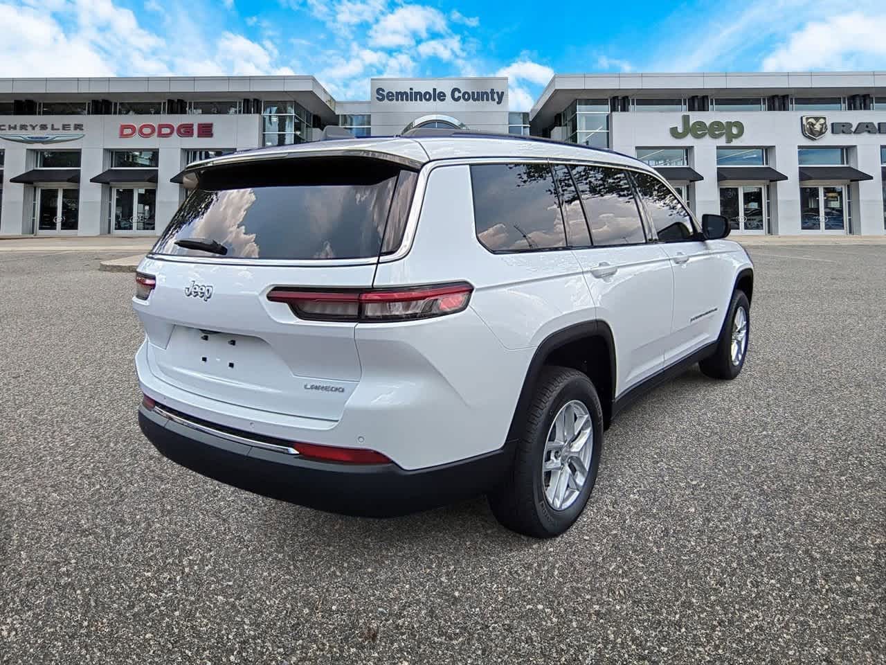 Thumbnail: 2025 Jeep Grand Cherokee L - 8