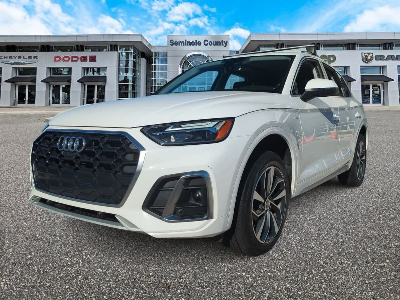 Thumbnail: 2024 Audi Q5 - 4