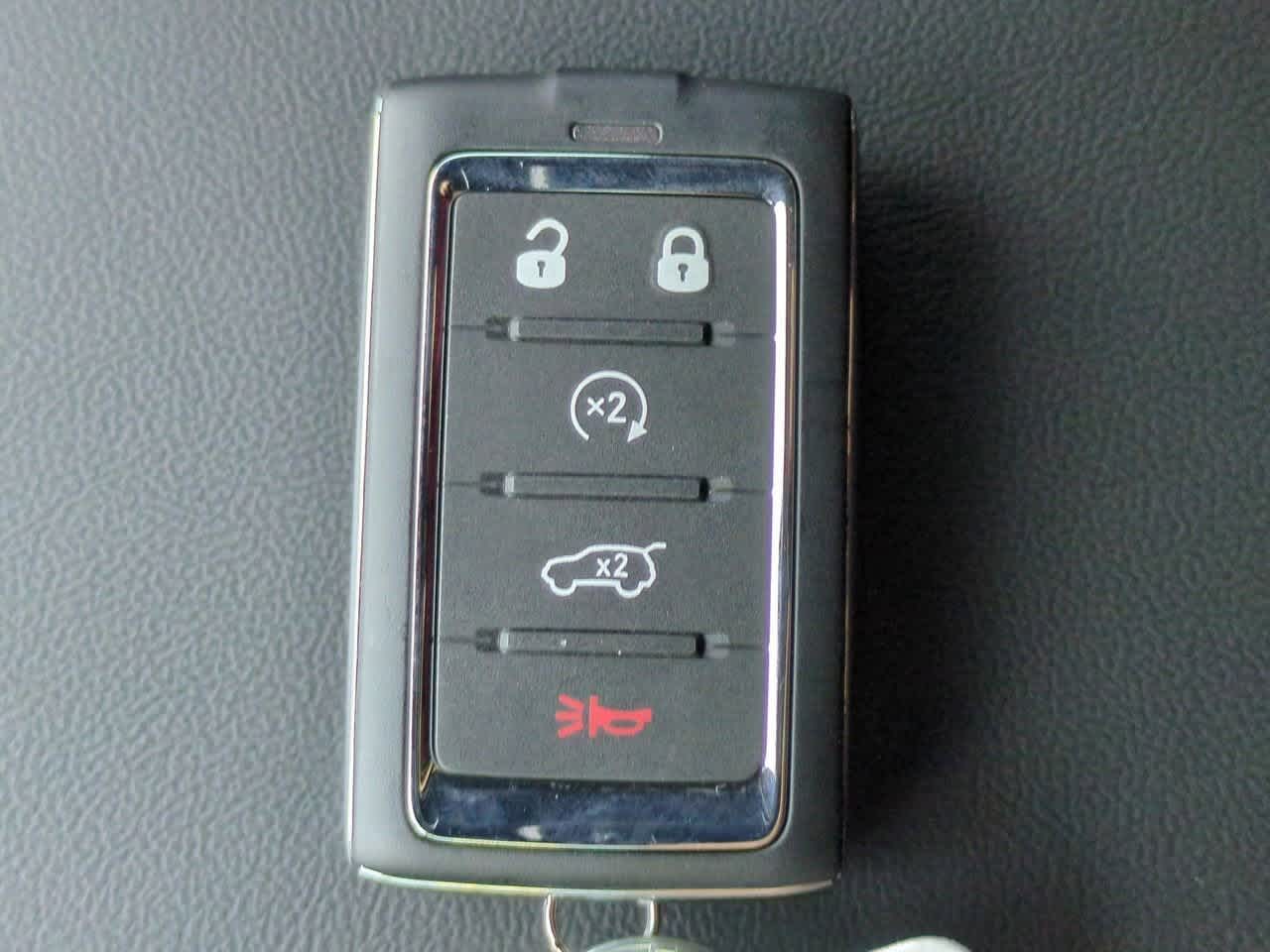 Thumbnail: 2025 Jeep Grand Cherokee - 36