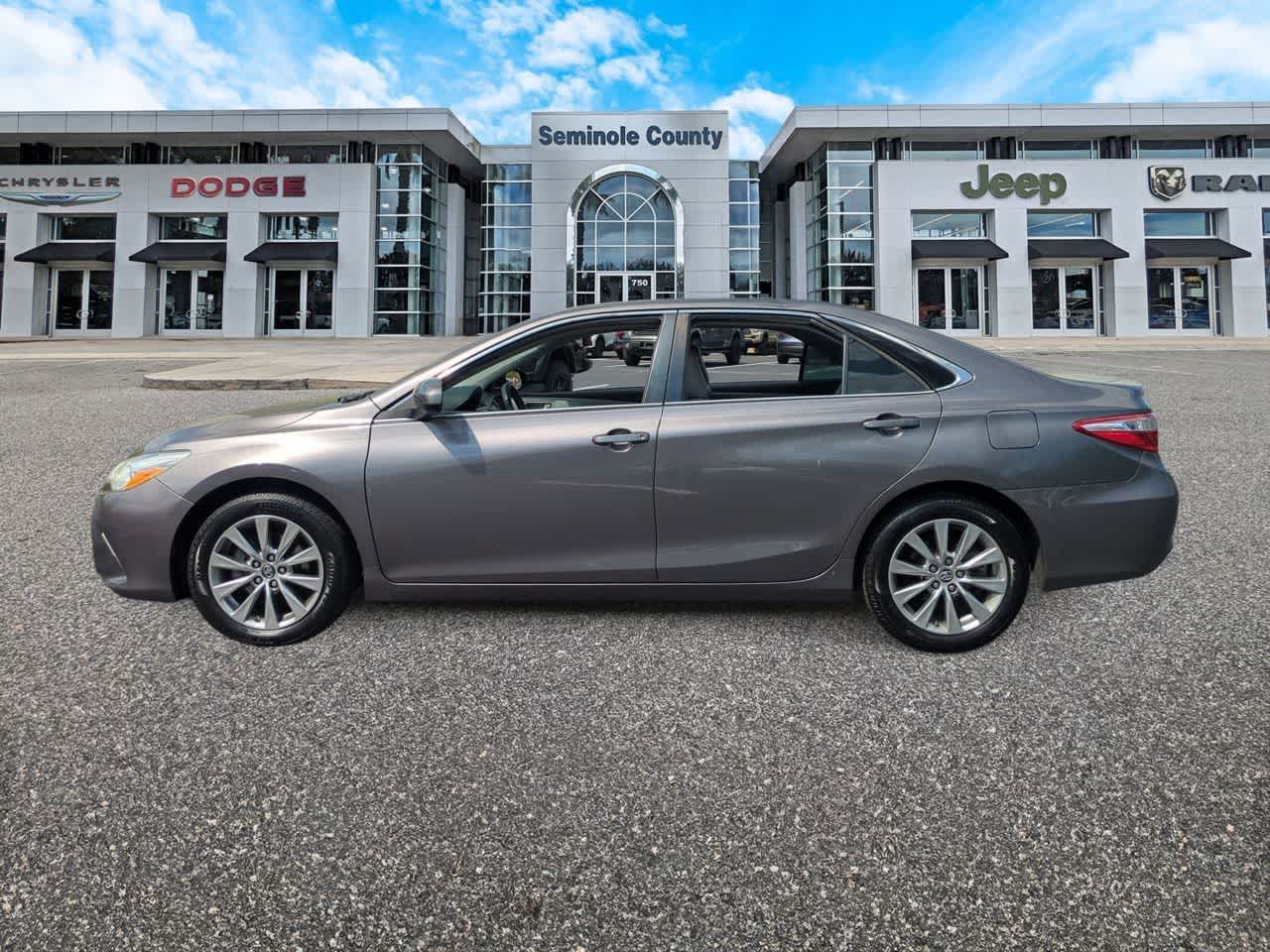 Thumbnail: 2017 Toyota Camry - 5