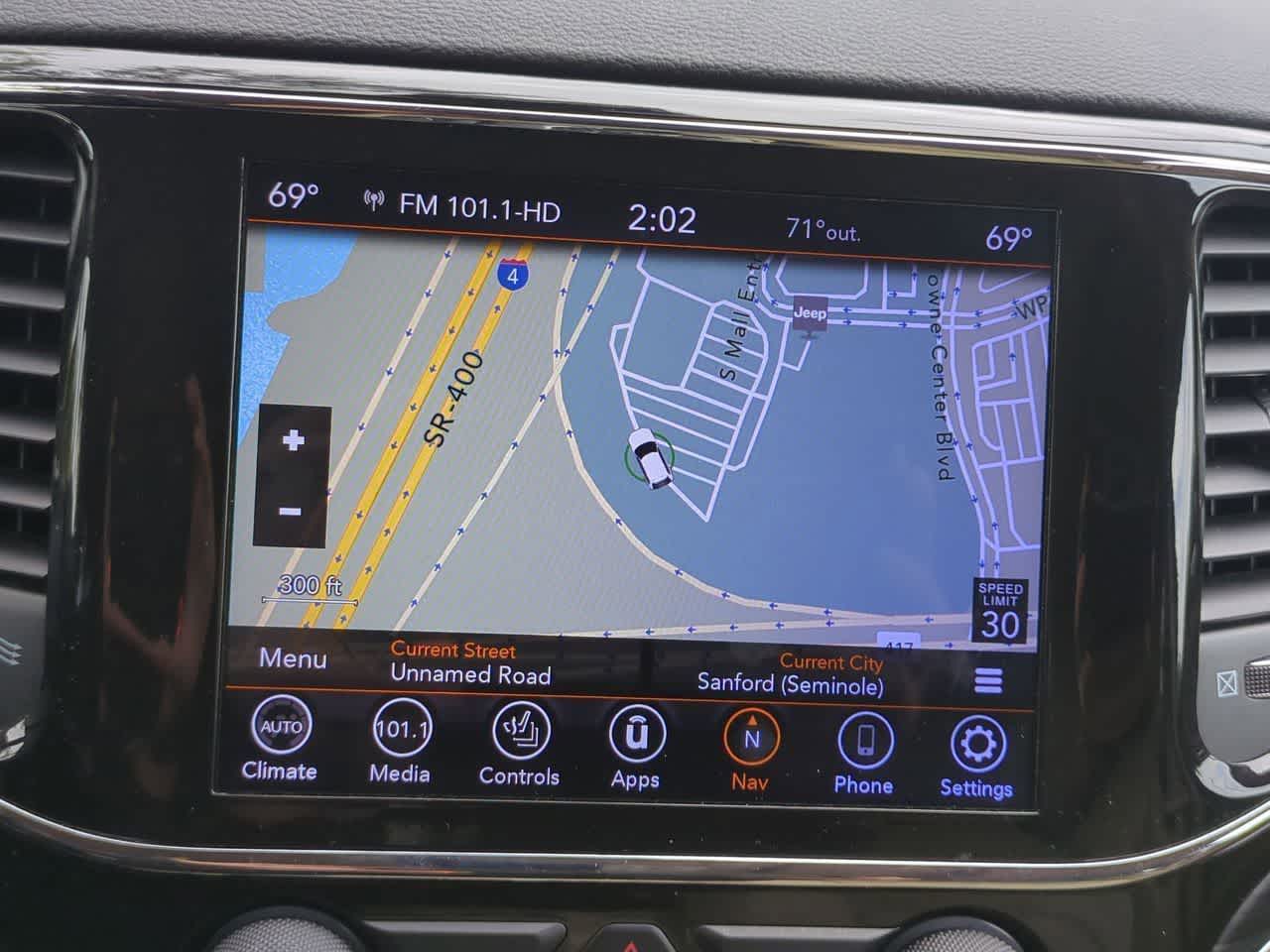 Thumbnail: 2021 Jeep Grand Cherokee - 30