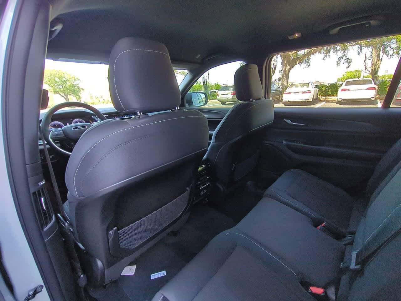 Thumbnail: 2025 Jeep Grand Cherokee L - 19