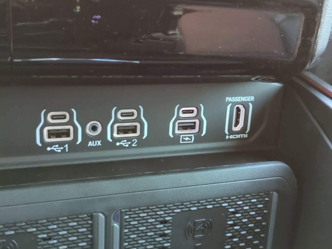 Thumbnail: 2026 RAM 1500 - 33