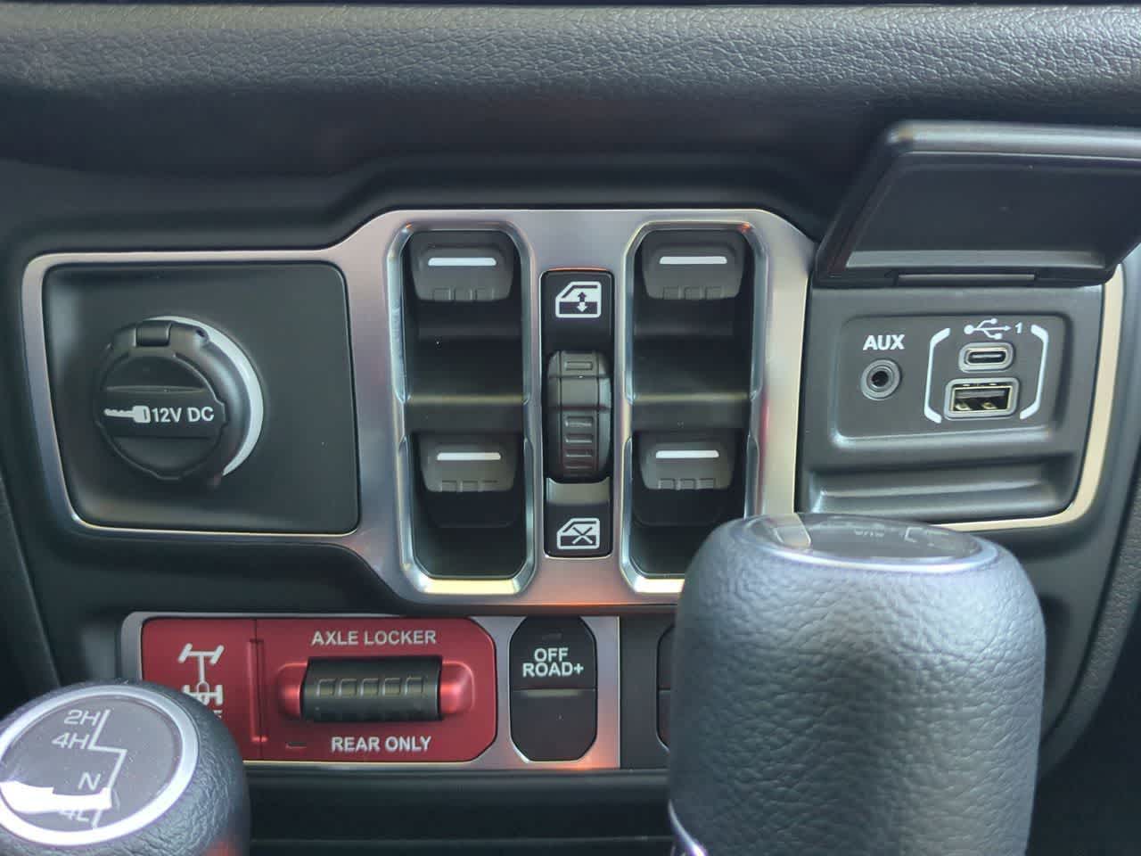 Thumbnail: 2026 Jeep Gladiator - 31