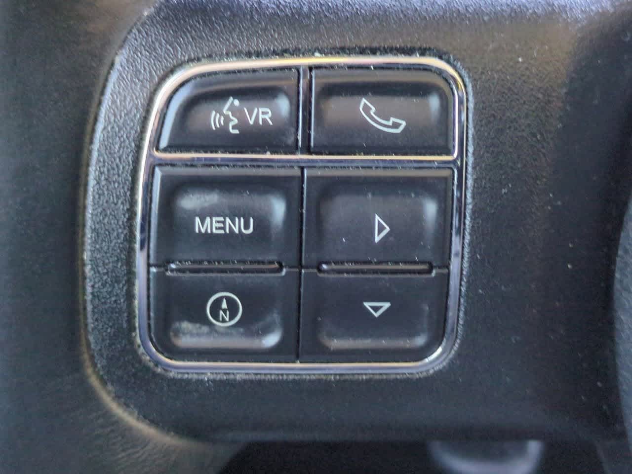 Thumbnail: 2017 Jeep Wrangler - 24