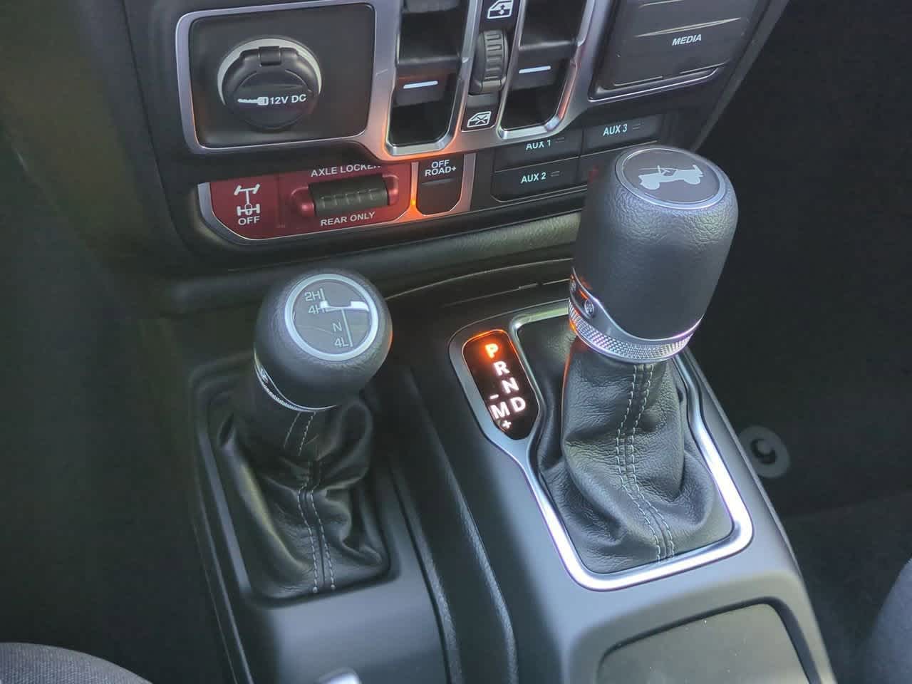 Thumbnail: 2025 Jeep Wrangler - 31