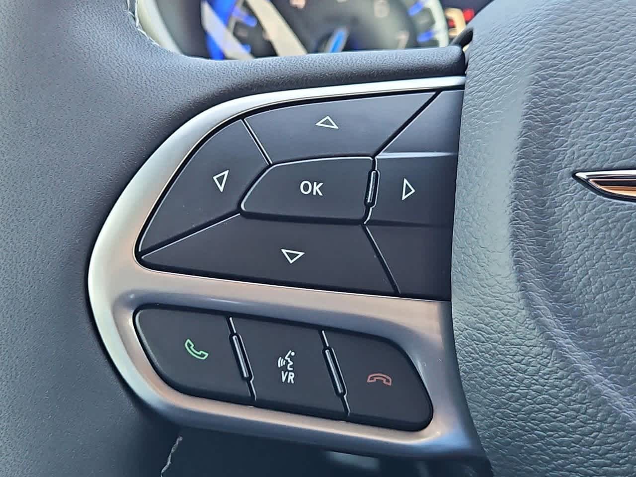 Thumbnail: 2026 Chrysler Pacifica - 24