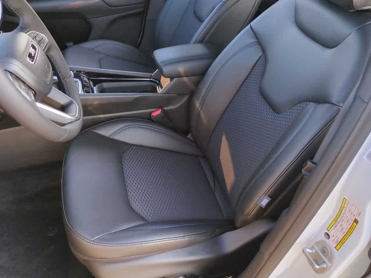 Thumbnail: 2026 Jeep Compass - 17