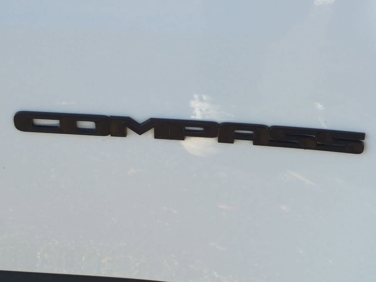 Thumbnail: 2022 Jeep Compass - 13