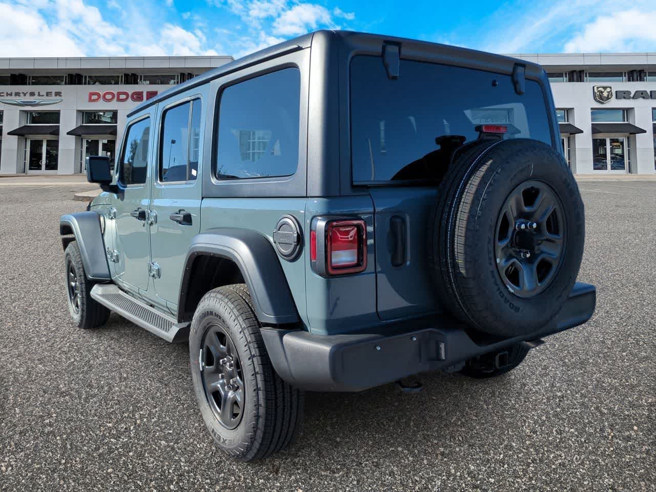 Thumbnail: 2026 Jeep Wrangler - 6