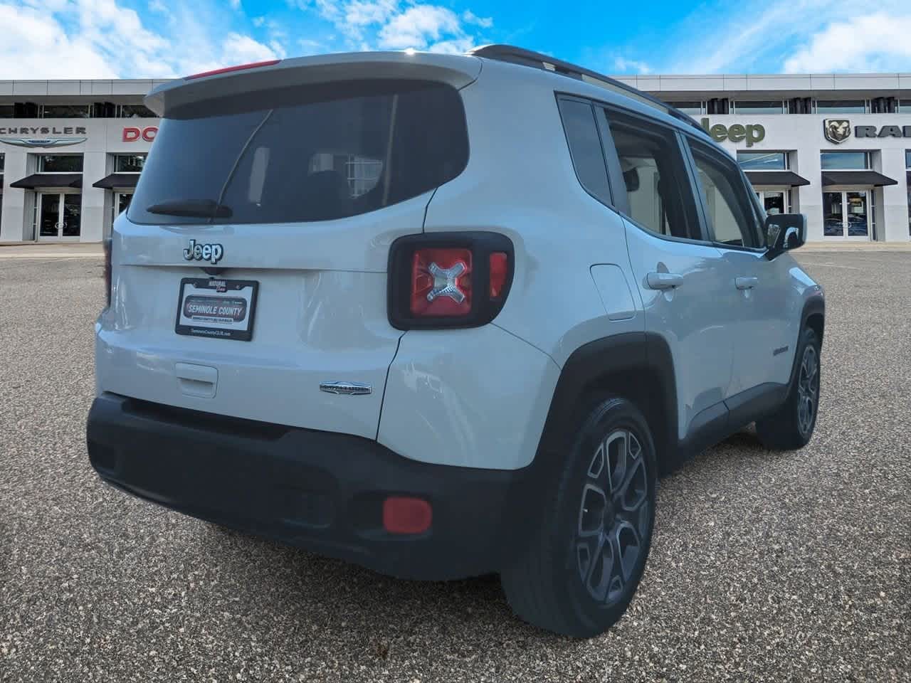 Thumbnail: 2018 Jeep Renegade - 8
