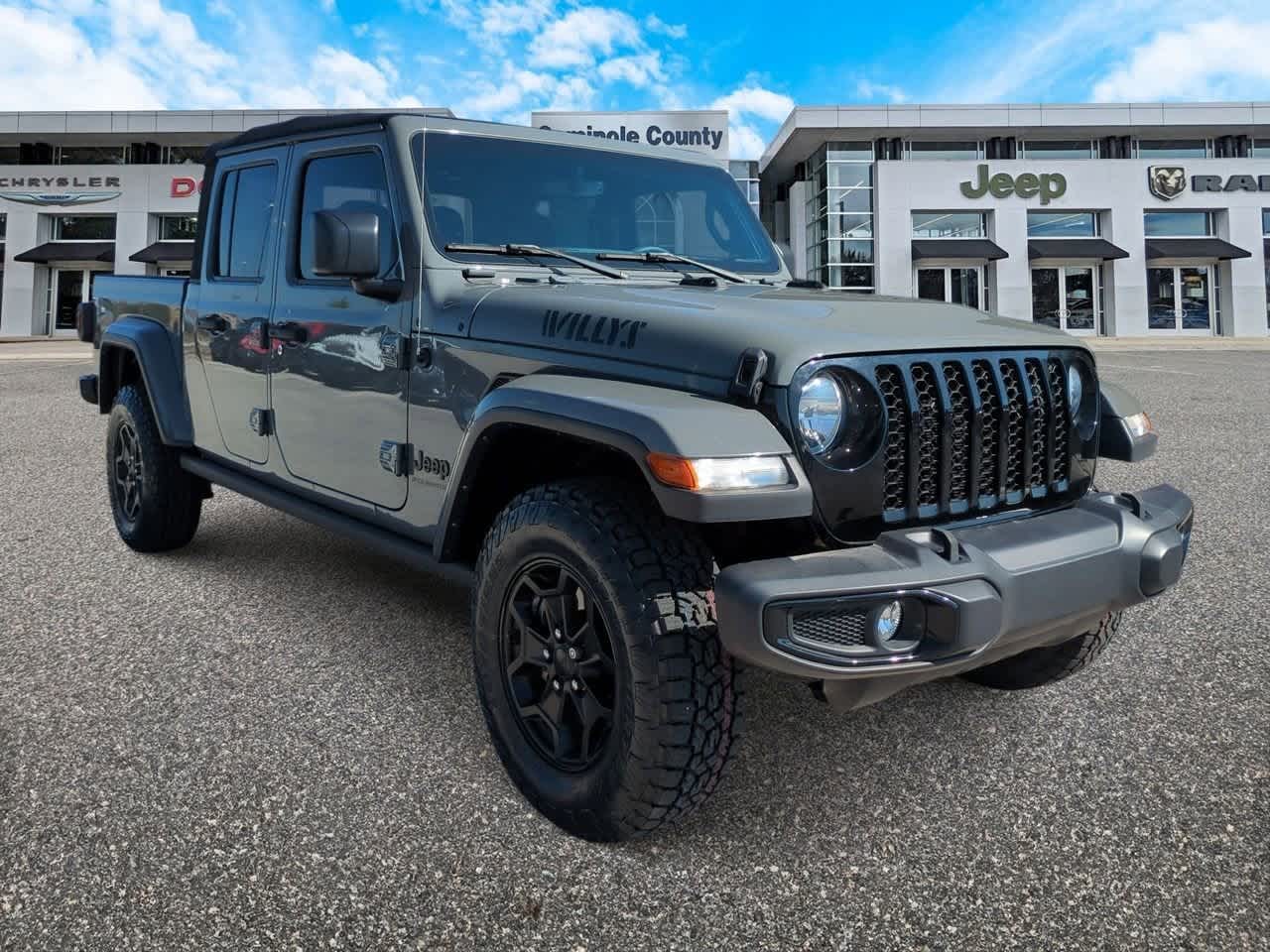Thumbnail: 2023 Jeep Gladiator - 2