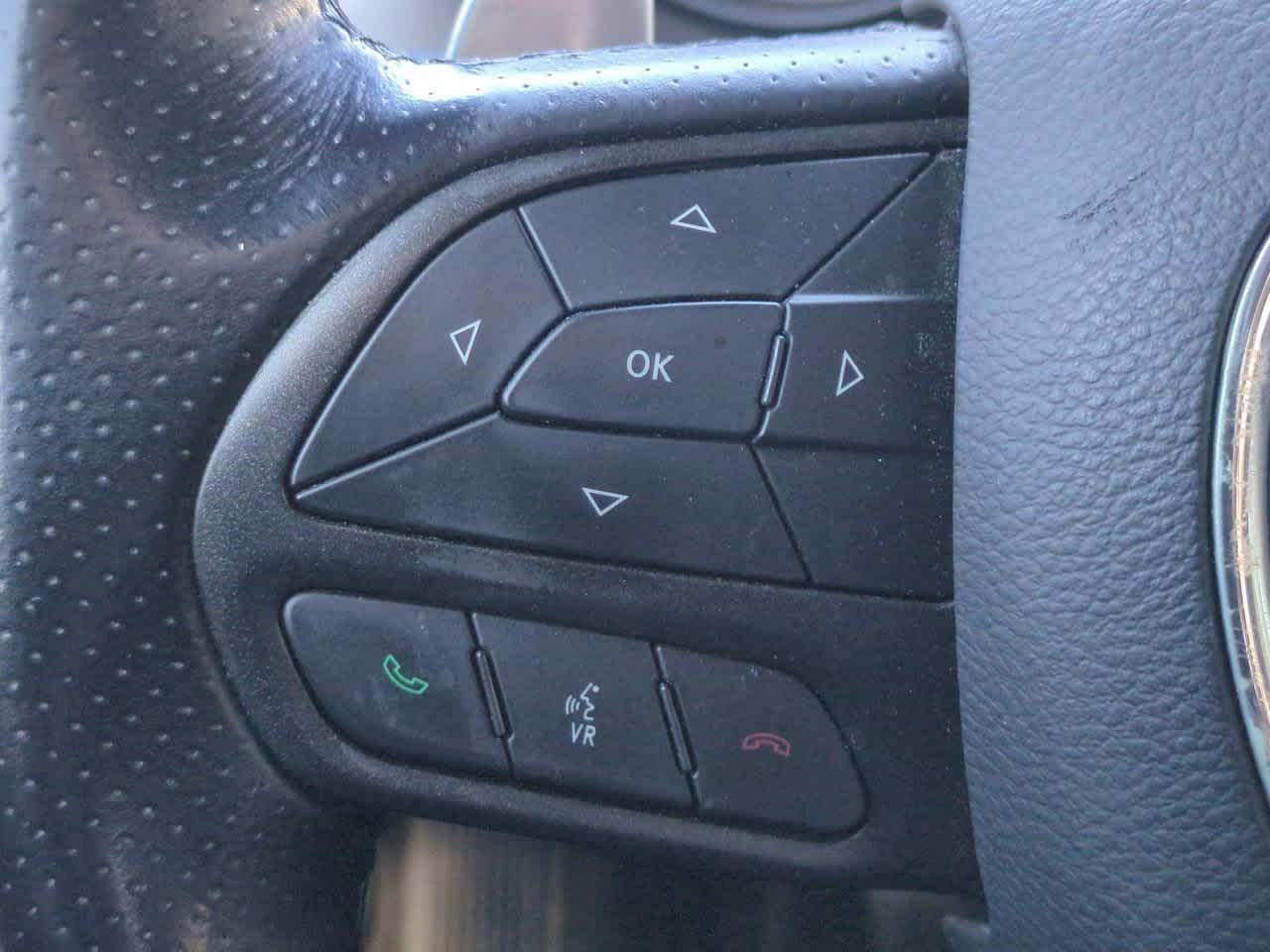 Thumbnail: 2021 Dodge Charger - 23