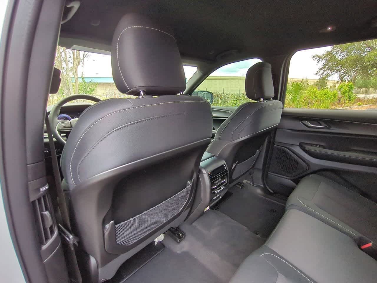 Thumbnail: 2025 Jeep Grand Cherokee L - 19