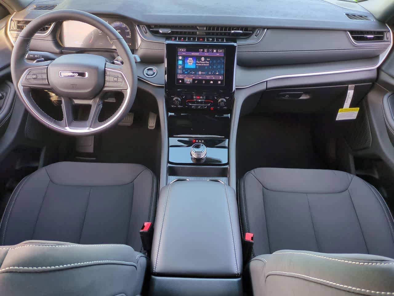 Thumbnail: 2025 Jeep Grand Cherokee L - 16