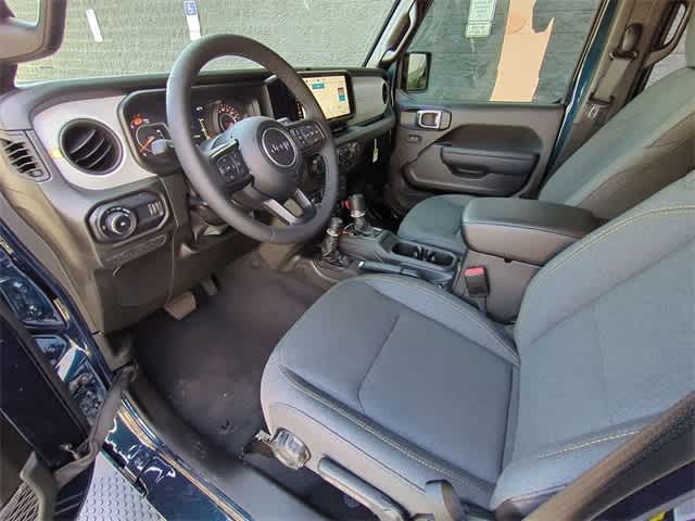 Thumbnail: 2025 Jeep Wrangler - 10