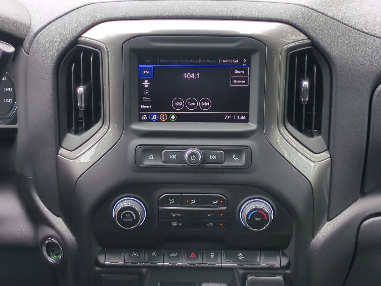 Thumbnail: 2025 Chevrolet Silverado 1500 - 27
