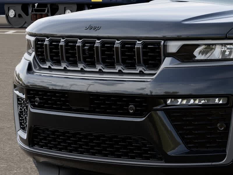 Thumbnail: 2026 Jeep Grand Cherokee - 11