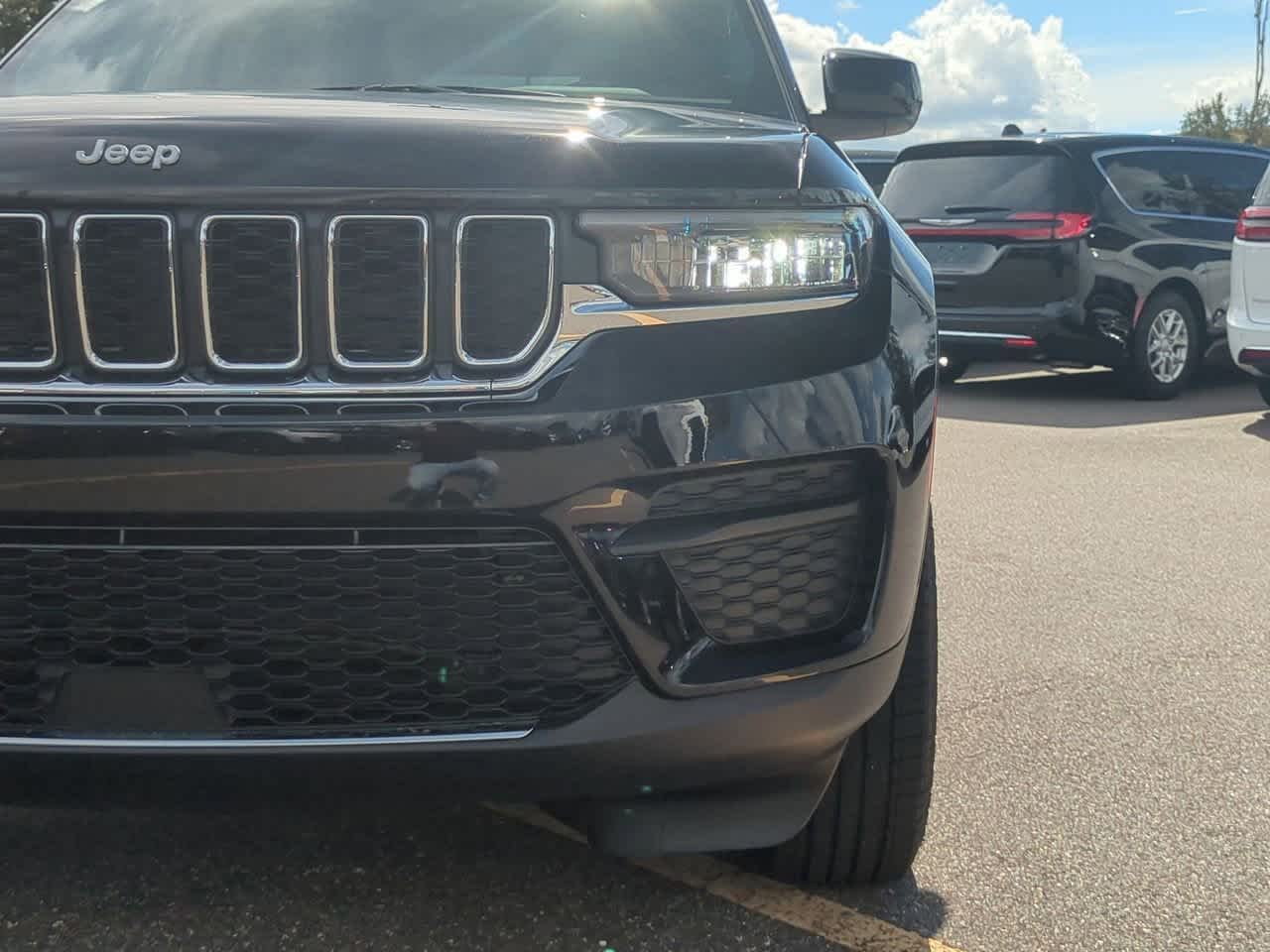 Thumbnail: 2025 Jeep Grand Cherokee - 11