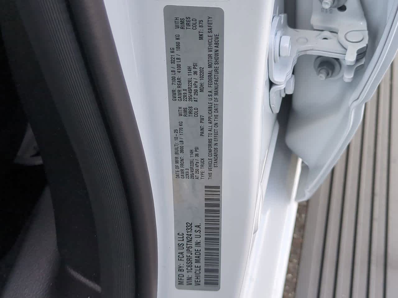 Thumbnail: 2026 RAM 1500 - 37