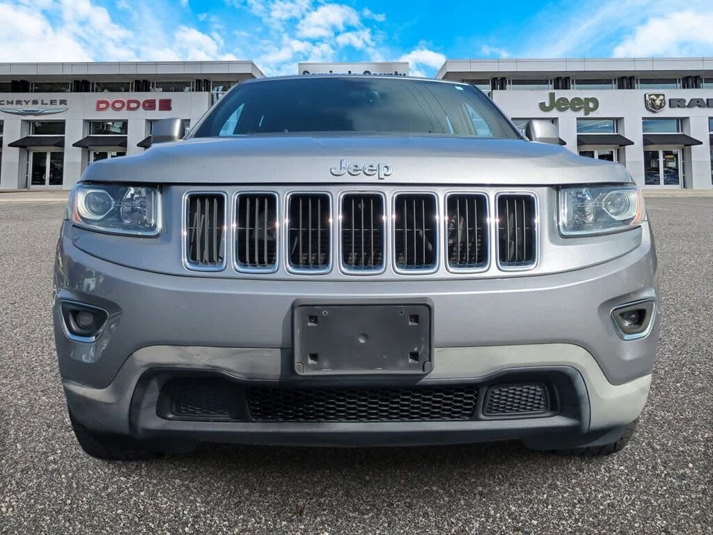 Used 2015 Jeep Grand Cherokee Laredo SUV