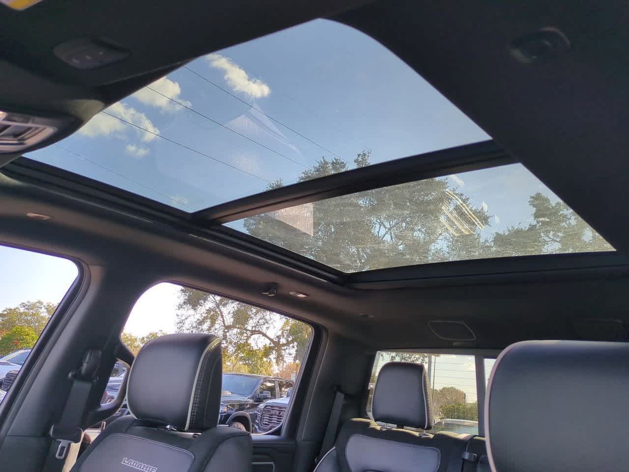 Thumbnail: 2026 RAM 1500 - 19