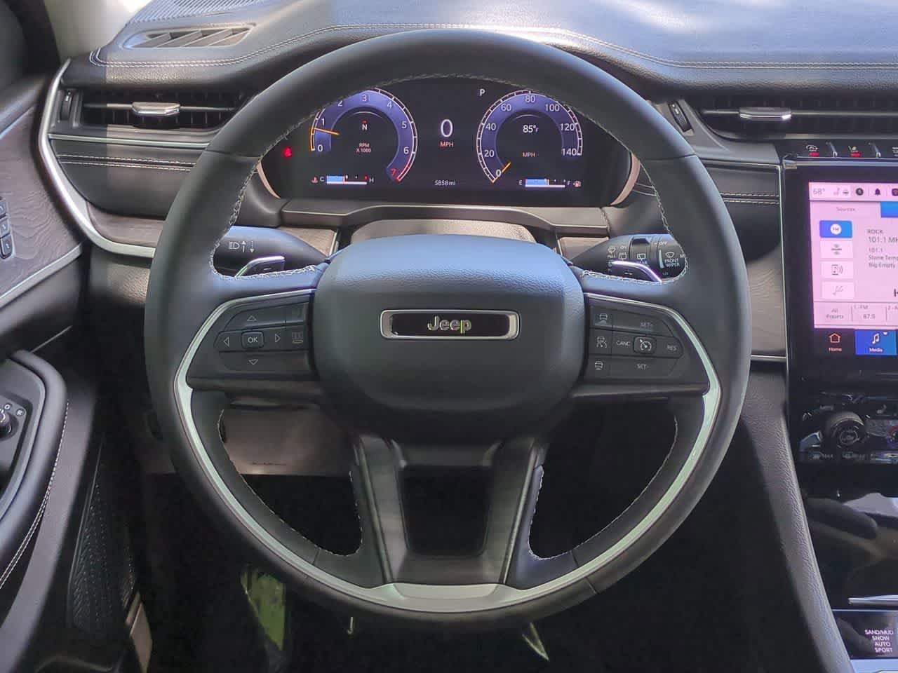 Thumbnail: 2024 Jeep Grand Cherokee - 23