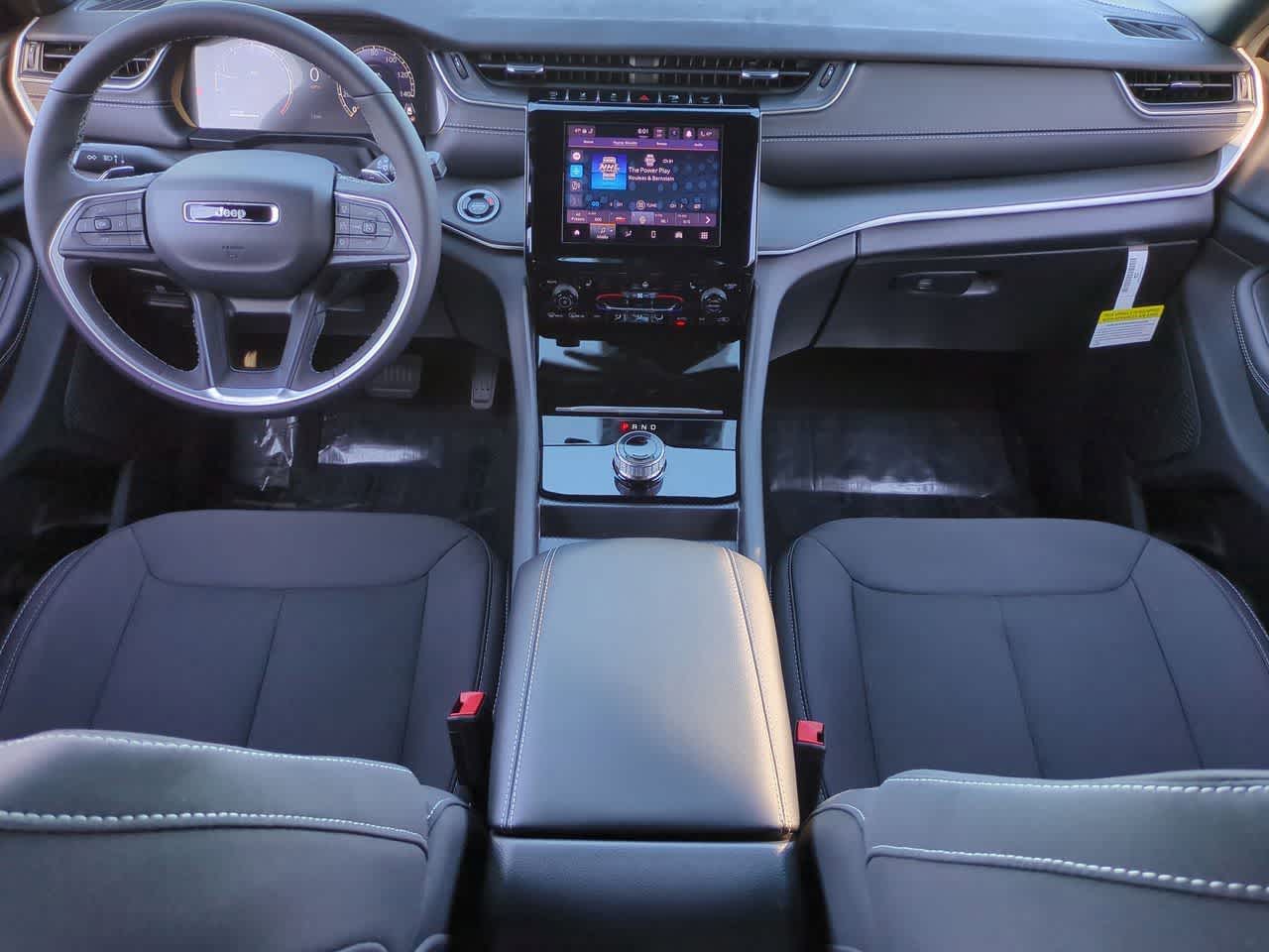 Thumbnail: 2025 Jeep Grand Cherokee - 16