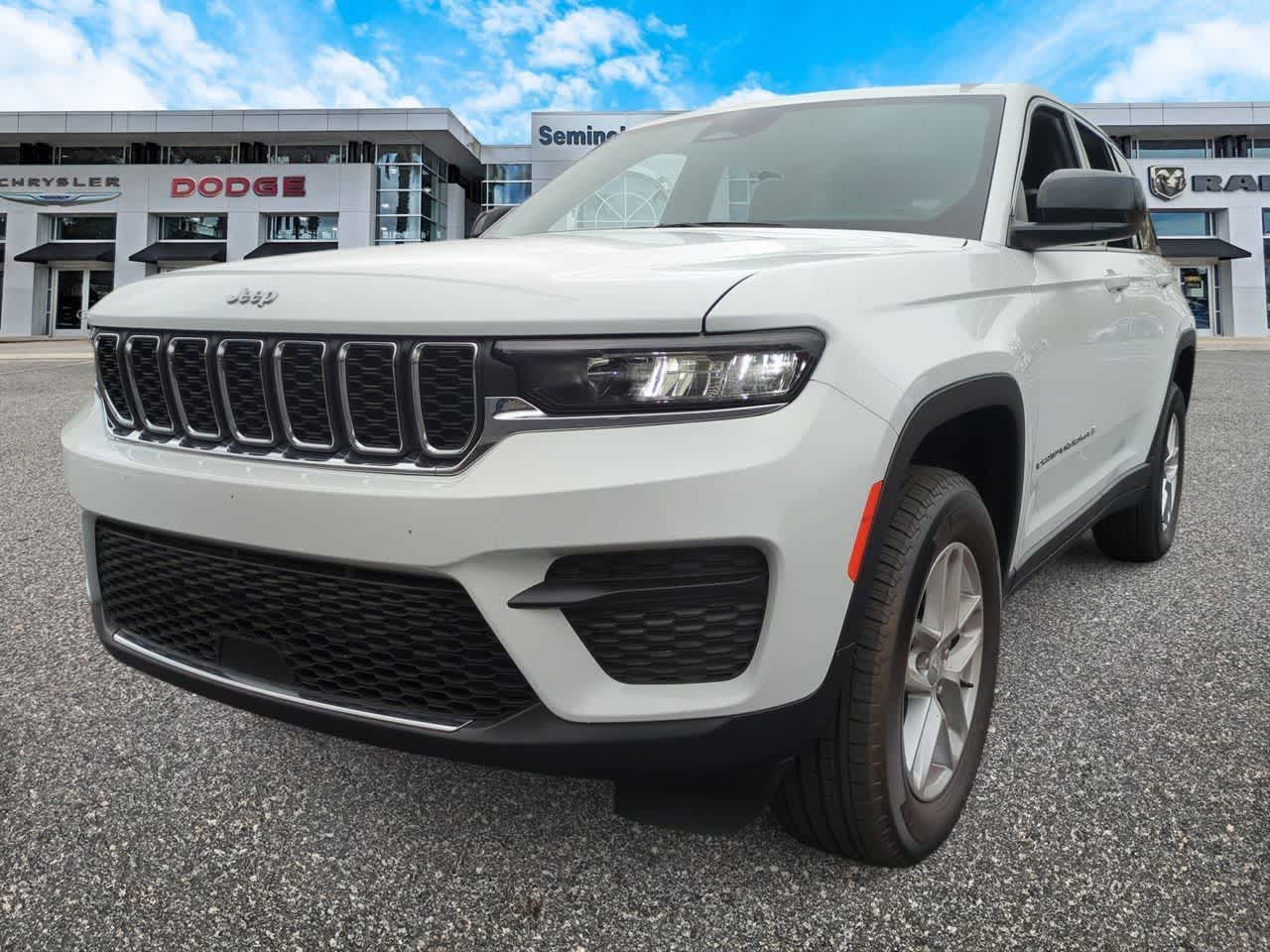 Thumbnail: 2025 Jeep Grand Cherokee - 4