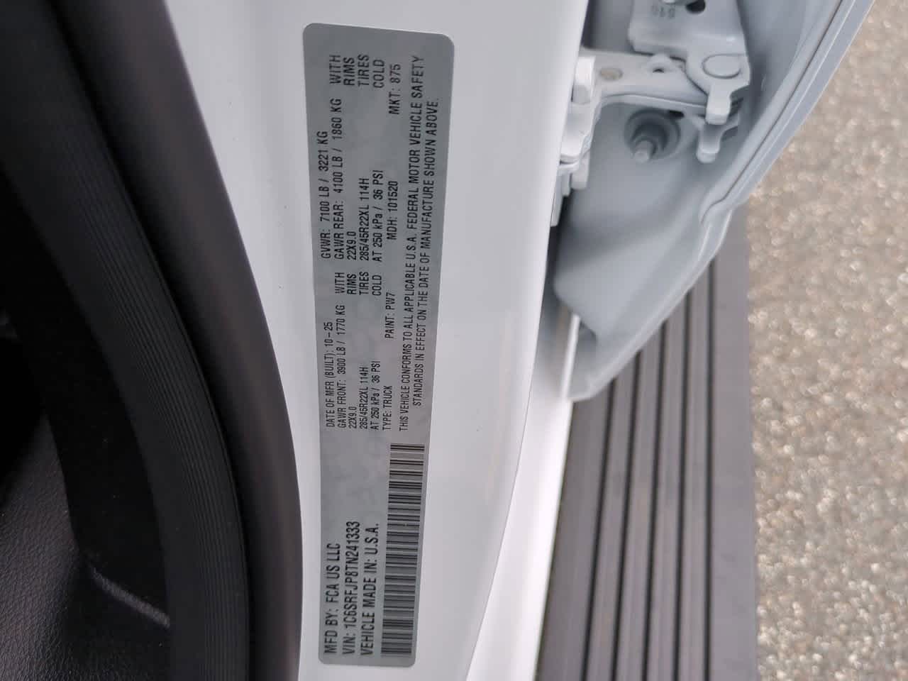 Thumbnail: 2026 RAM 1500 - 37