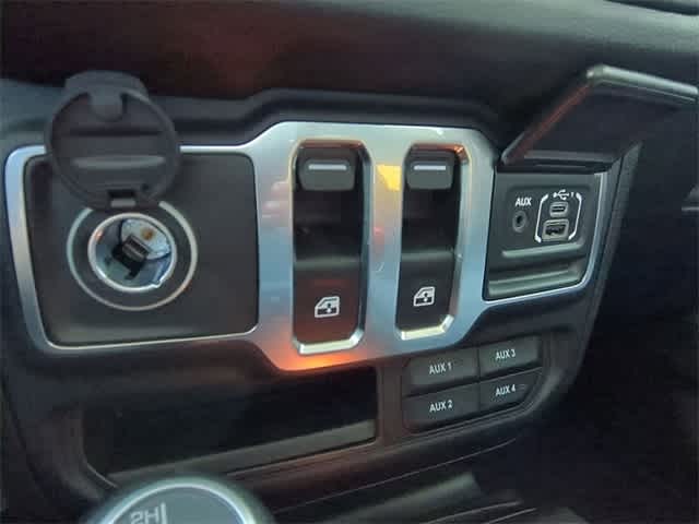 Thumbnail: 2025 Jeep Wrangler - 28