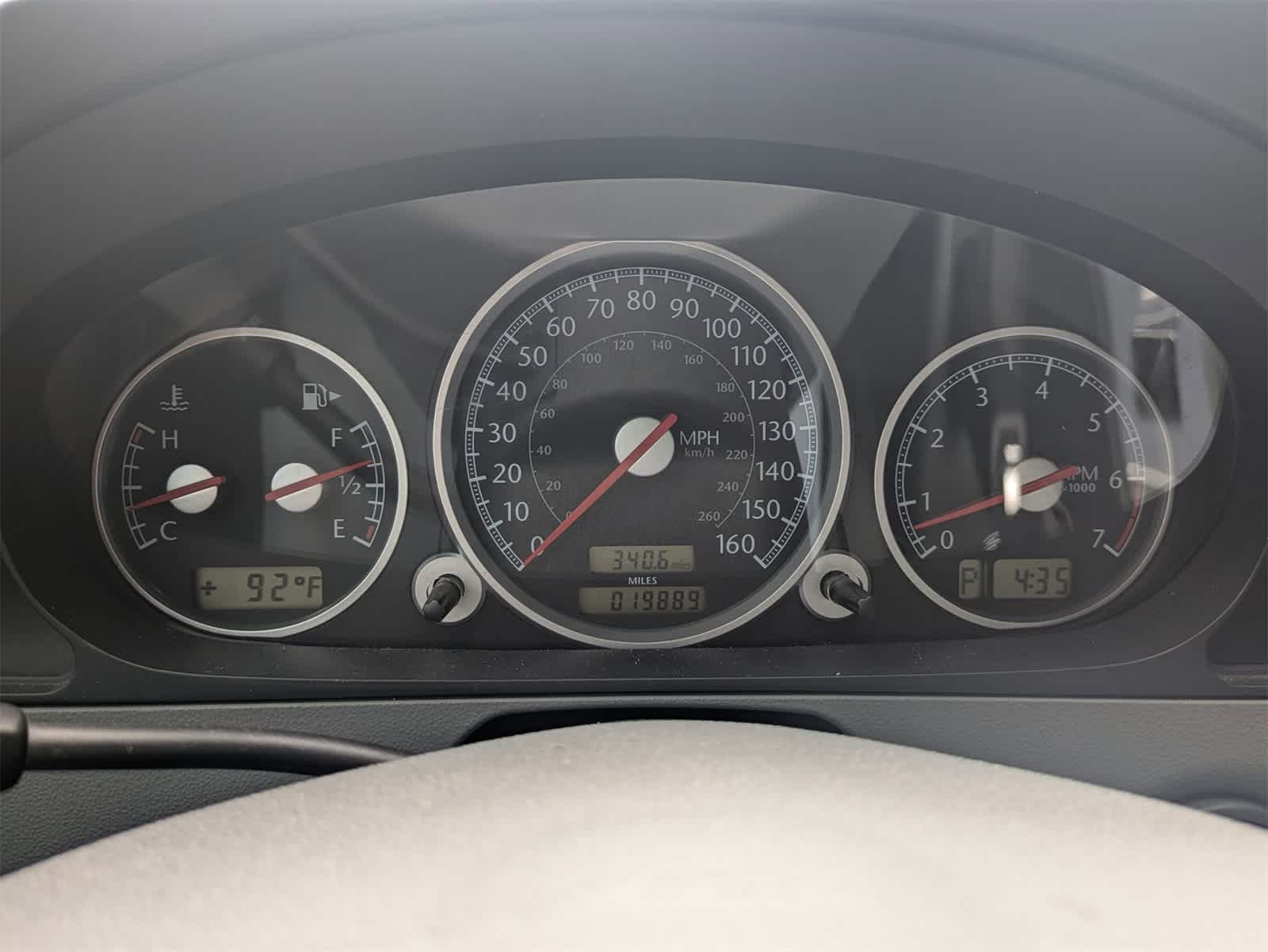 Thumbnail: 2005 Chrysler Crossfire - 9