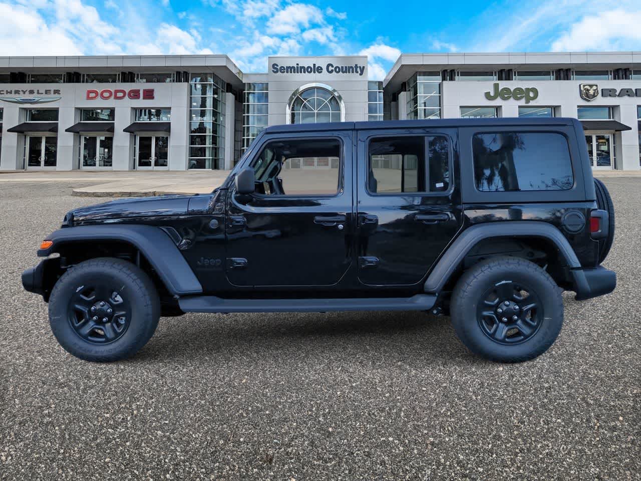 Thumbnail: 2026 Jeep Wrangler - 5