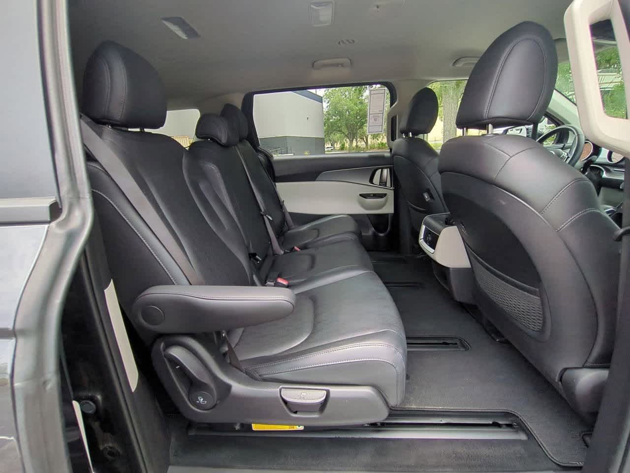 Thumbnail: 2024 Kia Carnival - 20