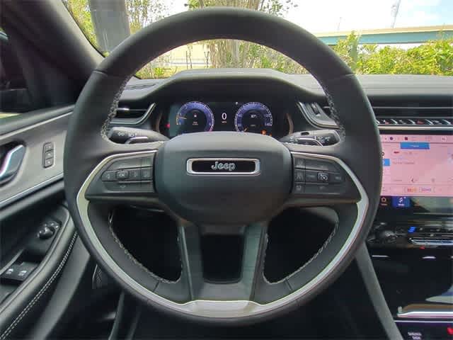 Thumbnail: 2025 Jeep Grand Cherokee - 25