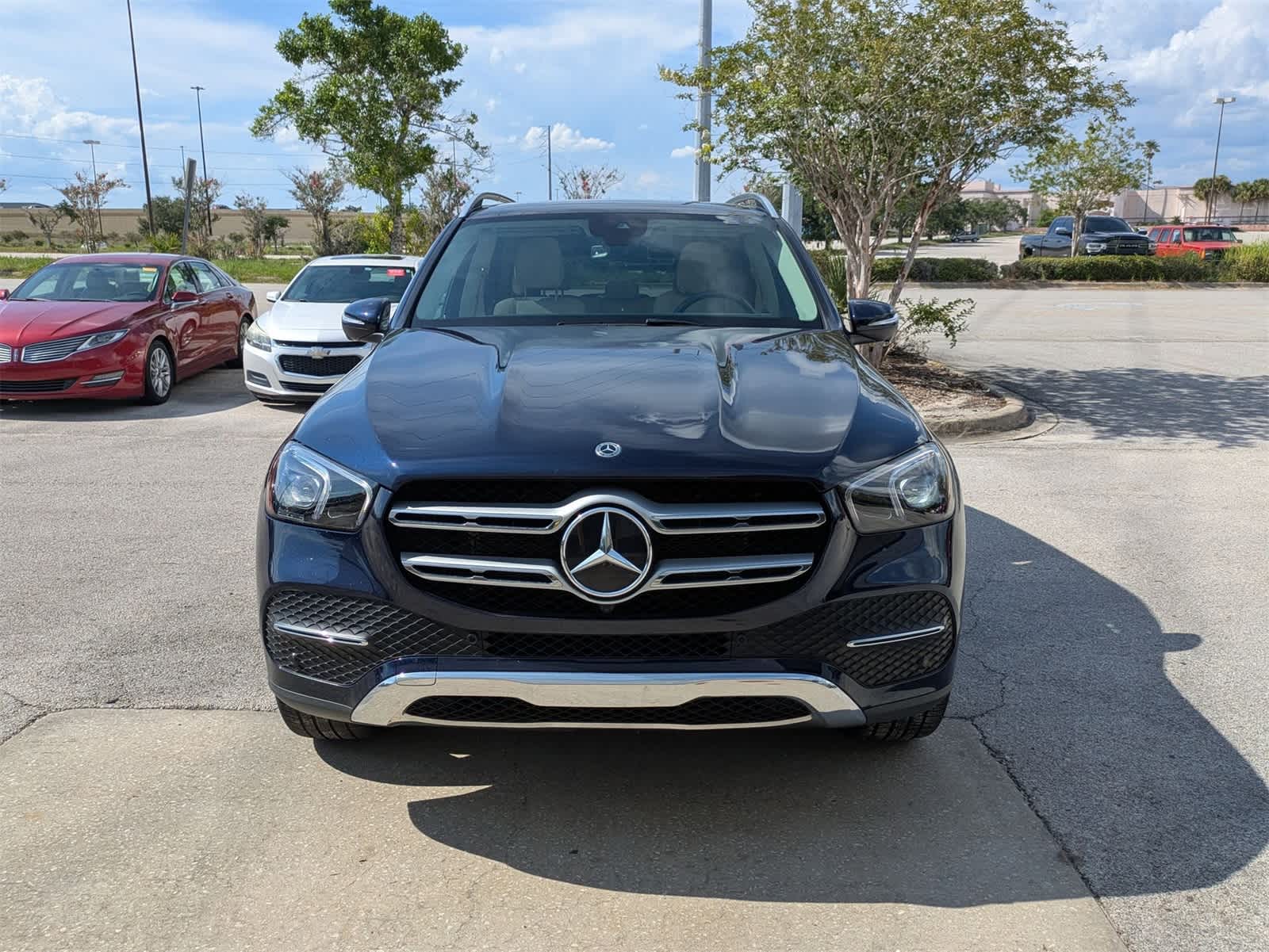 Thumbnail: 2022 Mercedes-Benz GLE - 1